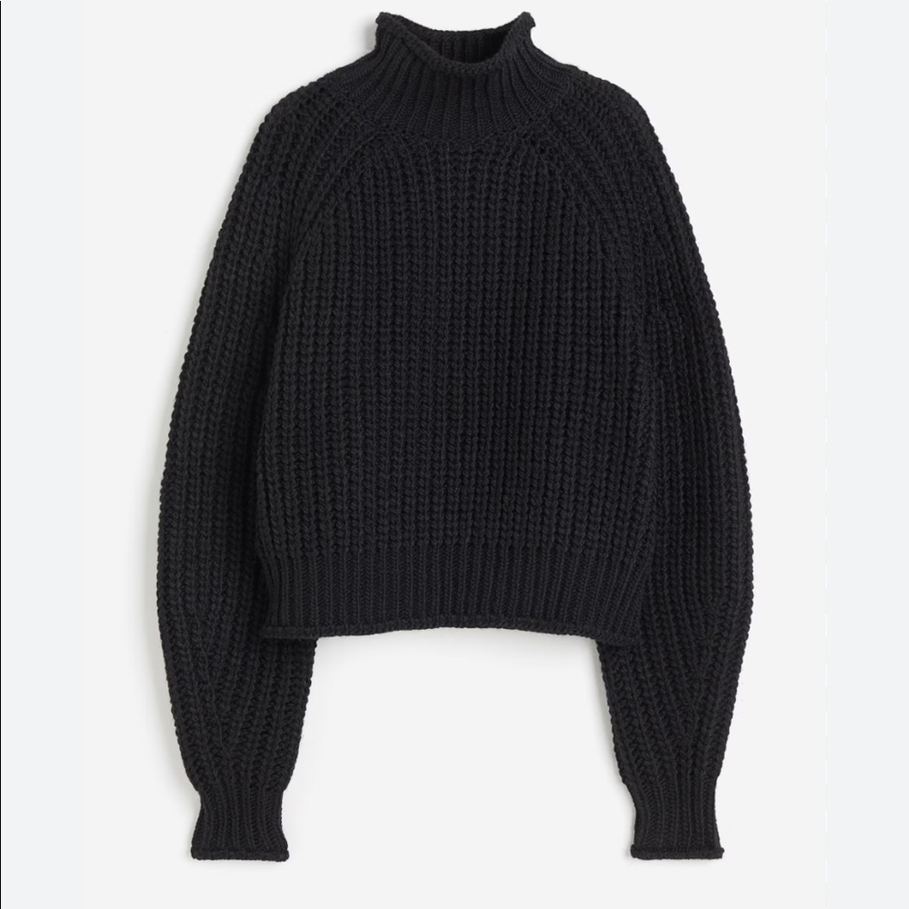 Mock neck knit sweater